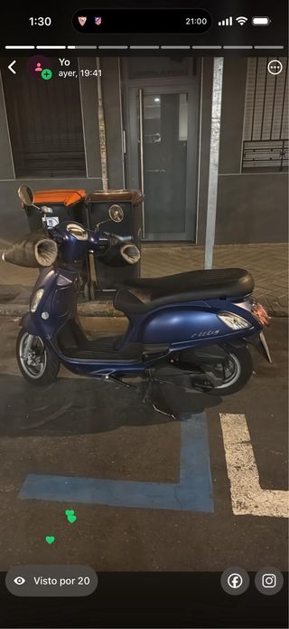 Moto Scooter Azul