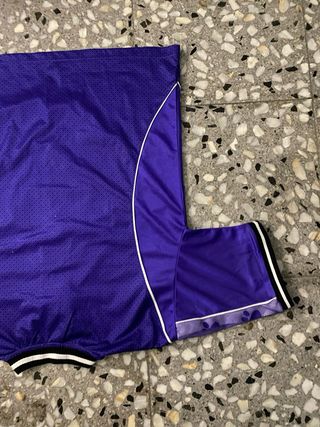 Camiseta Real Madrid Vintage Morada