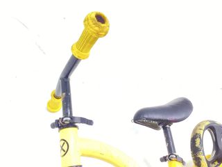 correpasillos momy amarillo