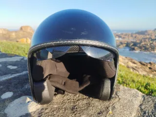 Capacete Moto Preto com Raio Branco