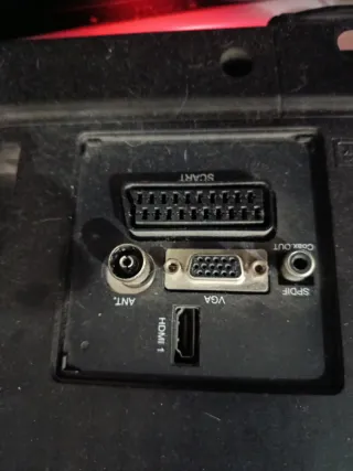 Televisor OKI 19" Full HD