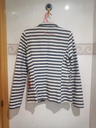 Chaqueta de verano a rayas
