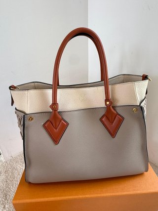 Louis Vuitton On My Side MM Galet