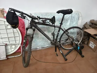 Bicicleta Montaña + Rodillos Entrenamiento