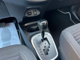 Toyota Yaris Hybrid 1.5 100Cv FEEL ¡¡PEGATINA ECO!