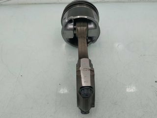 Pistón toyota avensis berlina (t25) 2.2 277508