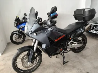 KTM 990 Adventure Negra