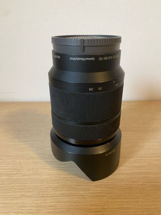 Sony FE 28-70mm F3.5-5.6 OSS Objetivo