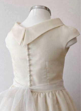 Traje Comunión Seda Talla 8. NUEVO