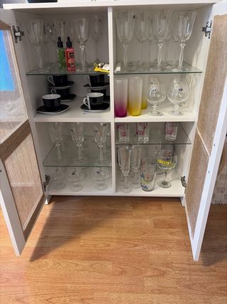 Armario Brimnes blanco y marrón