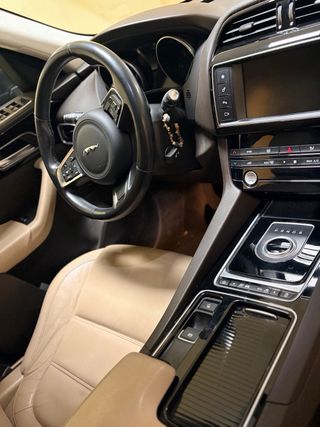 Jaguar F-Pace 2018