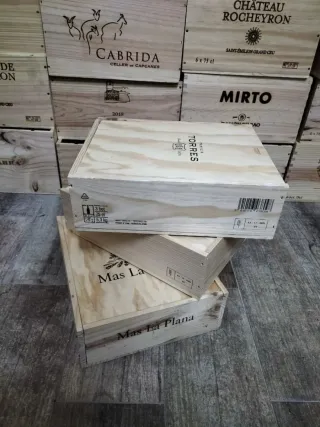 Confezione da 3 scatole di vino in legno con coperchio scorrevole