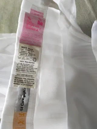 Vestido de Comunión + Regalo de otro vestido