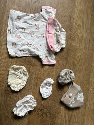 Ropita para muñeco bebé
