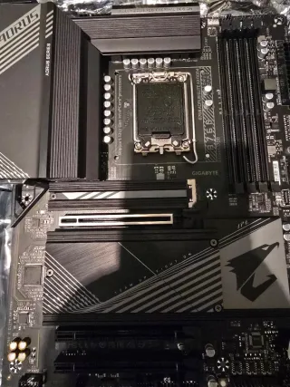 Placa Base Gigabyte B760 AORUS Elite AX