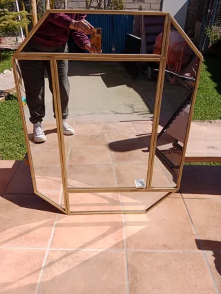 Espejo decorativo dorado