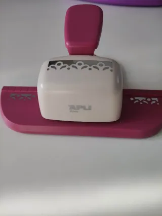 Troquelador APLI con borde decorativo