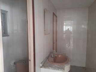 Local comercial en alquiler en Centre en Hospitalet de Llobregat, L´