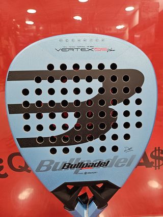 Pala de Pádel BullPadel Vertex 05 Woman 2026.
