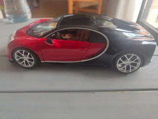 Bugatti Chiron 1/16 nuevo sin caja