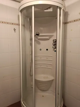 Ducha hidromasaje (regalo)