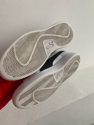 Zapatillas Puma Talla 40 Blancas y Negras