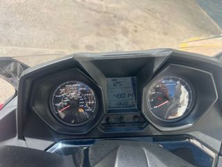 Kymco Super Dink 350 Roja