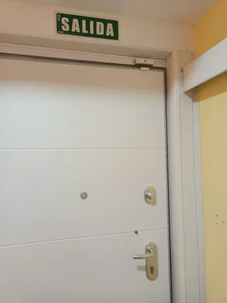 Se alquila trastero impecable en Móstoles.