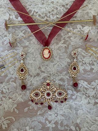 Aderezo Fallera regional rojo dorado camafeo