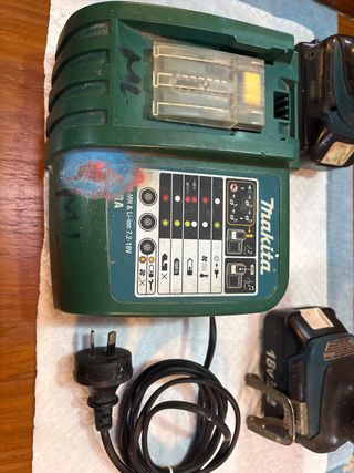 2 x Makita: Taladro y Atornillador Impacto