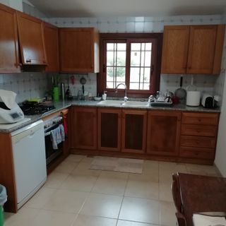 Habitación en casa de campo con piscina