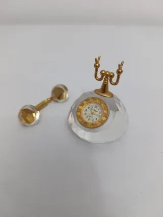 Reloj Le Temps Teléfono Cristal Dorado