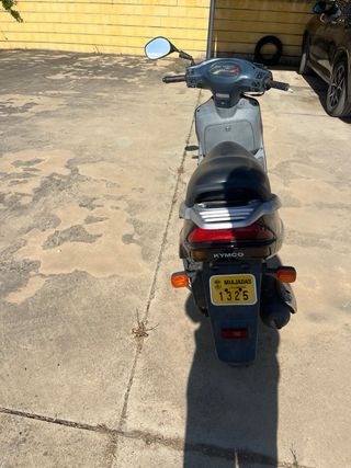 Kymco Scout 49cc Scooter Negra