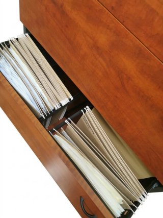 Escritorio y mueble archivador Oficina