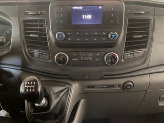 FORD TRANSIT CUSTOM 2.0 TDCI Combi 9 Plazas M1