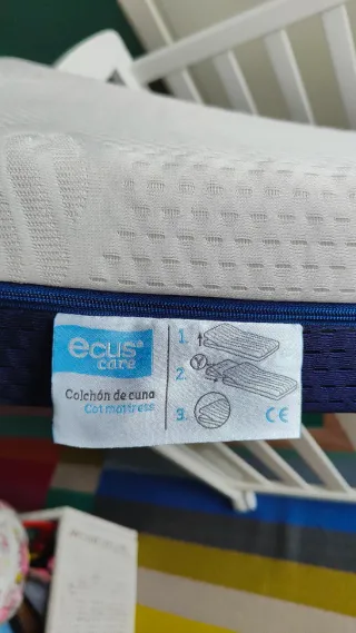 Cuna colecho blanca con colchón