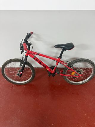 Bicicleta Infantil B'TWIN Roja 18