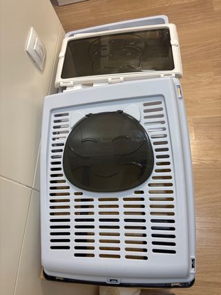 Box per gatti con lettiera e pala