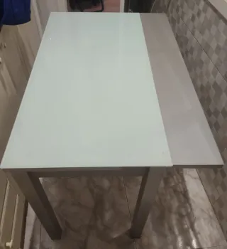 Mesa de cocina cristal y madera