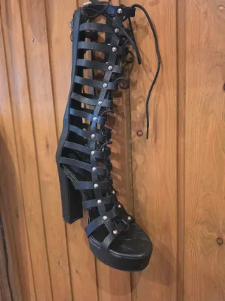 Sandalias gladiador tacón alto