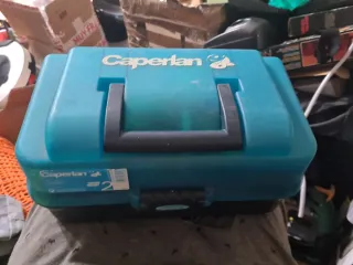 Maletín de pesca con accesorios