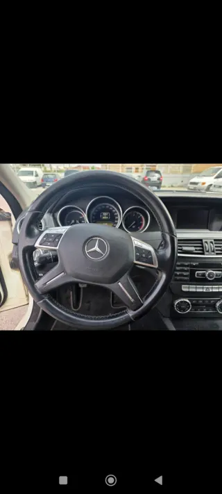 Mercedes-Benz Clase C 2012