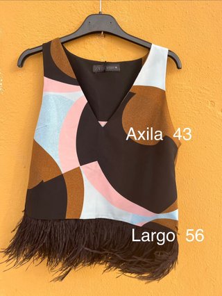 Blusa Zara Estampada con Plumas Talla XS