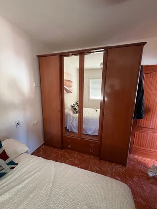 Armario grande madera con espejo