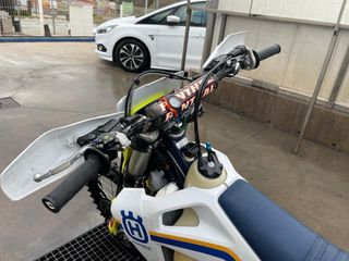 Husqvarna 300 TE 2020 Enduro Moto