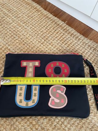 Clutch Tous Negro con Ositos