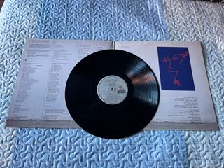 VINILO LP - Luis Eduardo Aute - Cuerpo a cuerpo