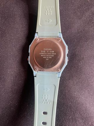 Casio F-91W Reloj Digital Vintage Azul claro