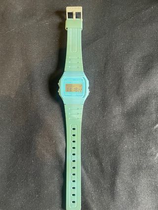 Casio F-91W Reloj Digital Vintage Azul claro
