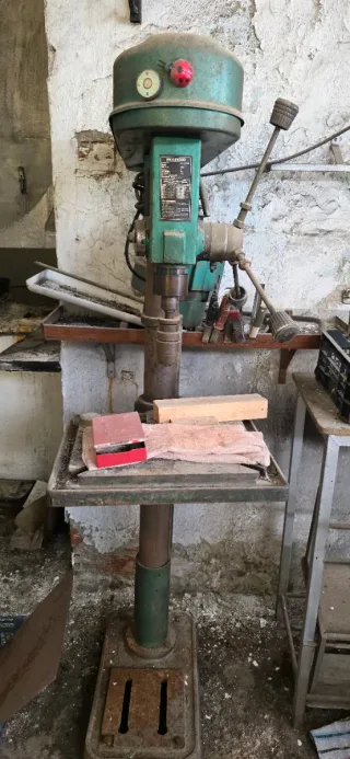 Taladro de columna